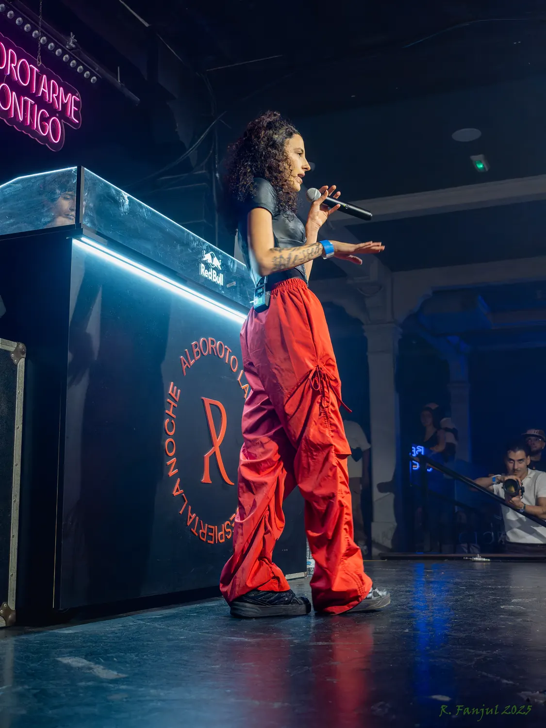 Vairy RS actuando en la sala Alboroto, Las Palmas de Gran Canaria